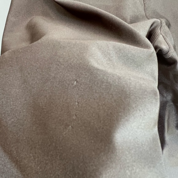 Athleta Elation Shine Tight Leggings in Metallic Bronze 'Coffee House', size S - Picture 6 of 8